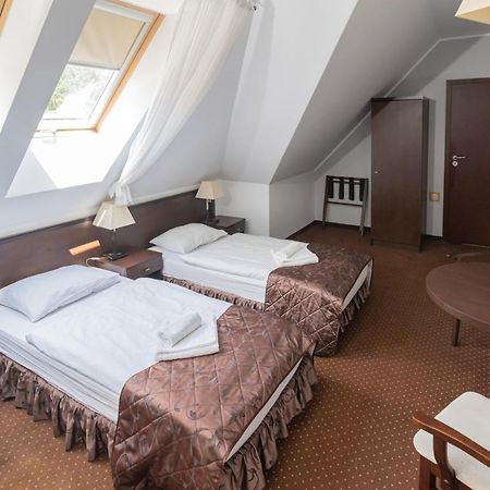 Hotel Pod Filarami Czeladź Dış mekan fotoğraf