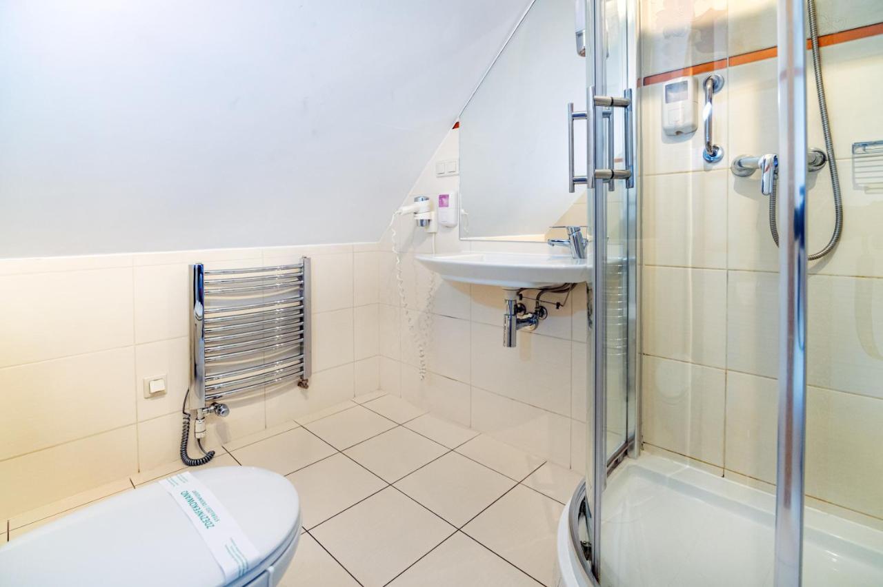 Hotel Pod Filarami Czeladź Dış mekan fotoğraf