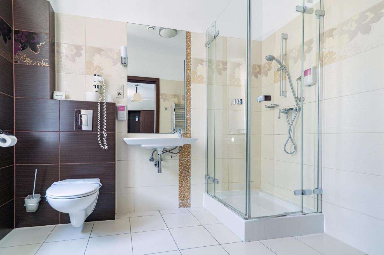 Hotel Pod Filarami Czeladź Dış mekan fotoğraf